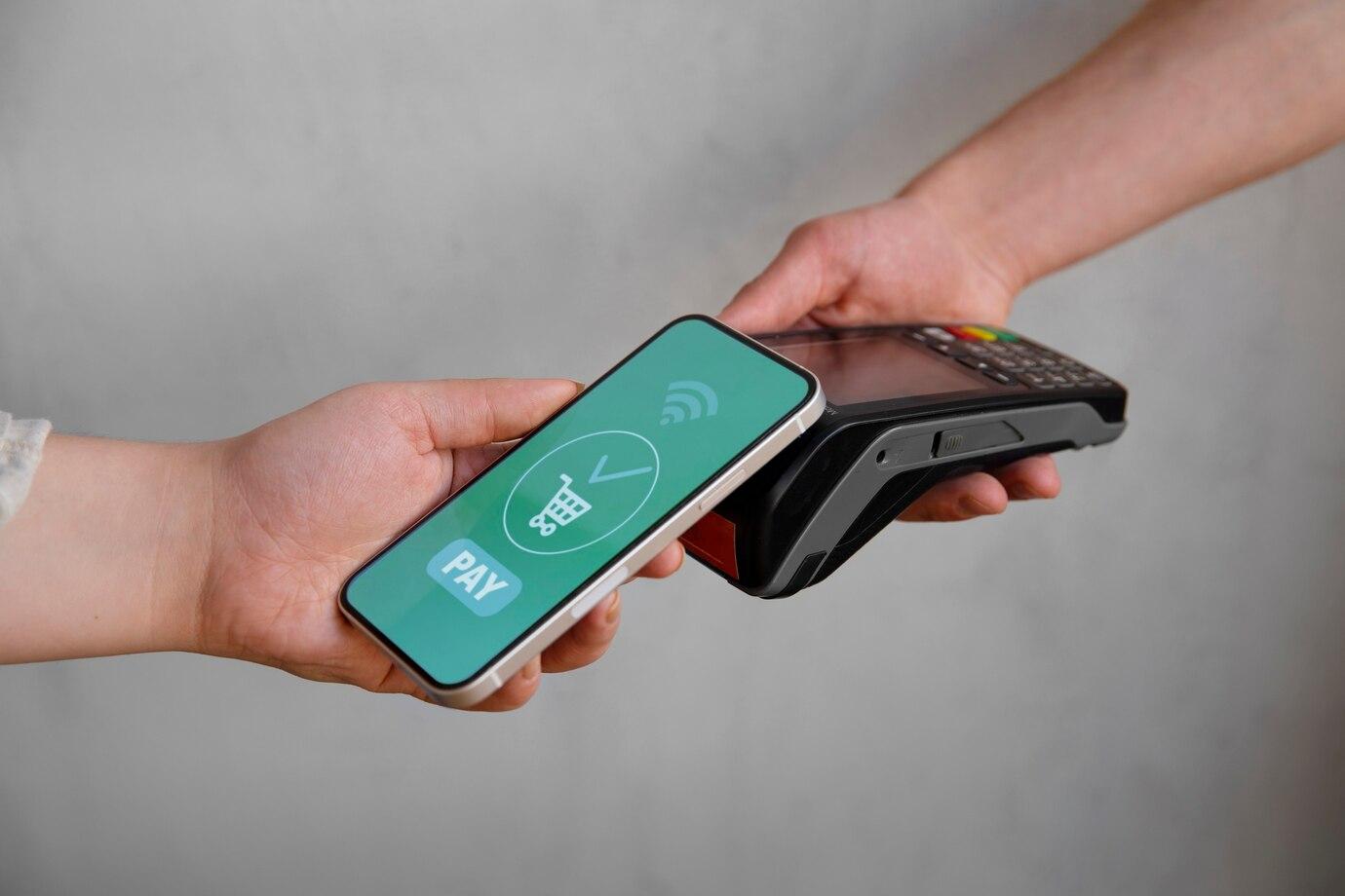 How Apple Pay and Google Pay are Hacked: New Techniques of Financial Fraud
